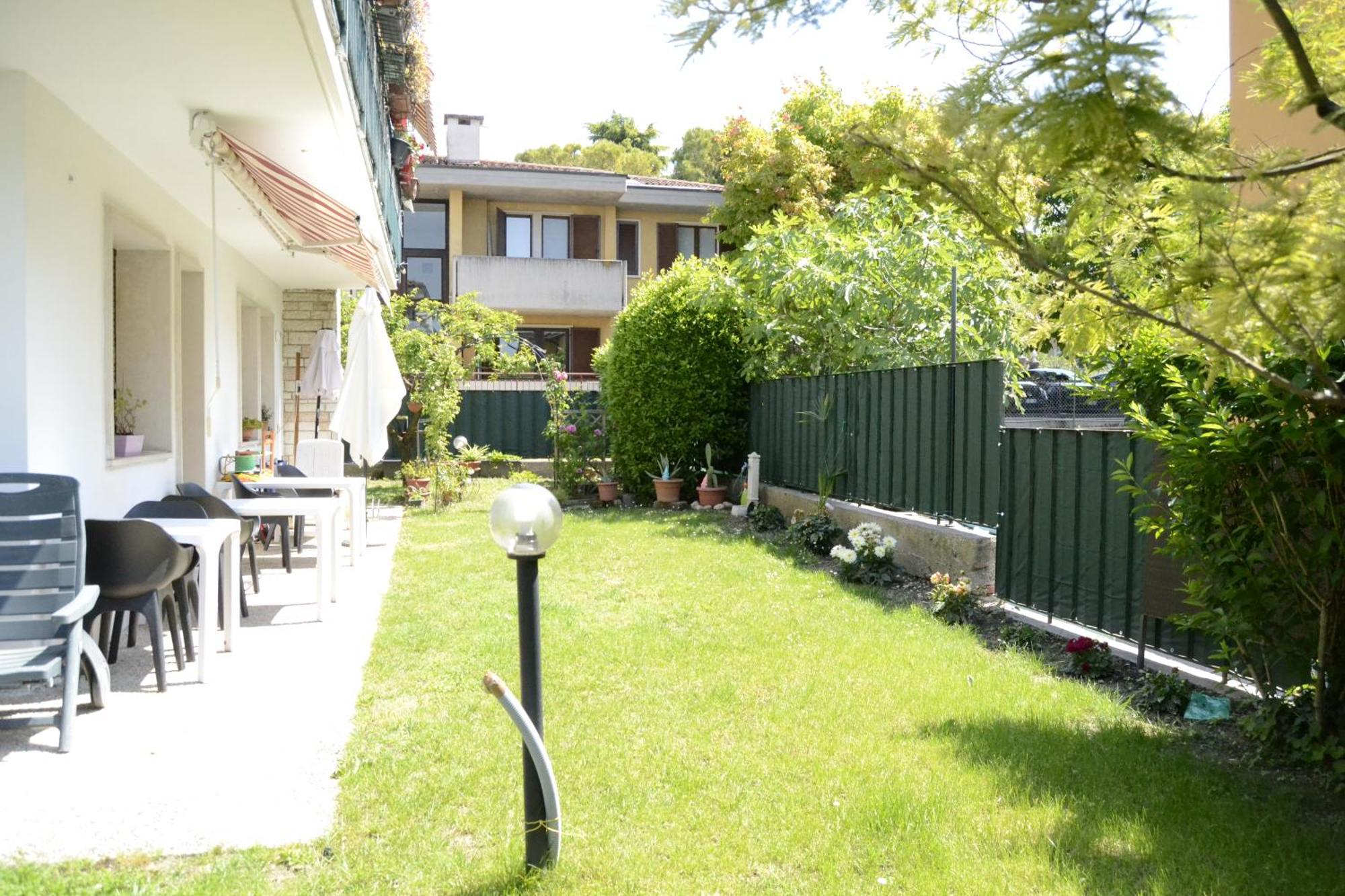 Il Sole E La Luna B&B In Garda Garda  Exteriér fotografie