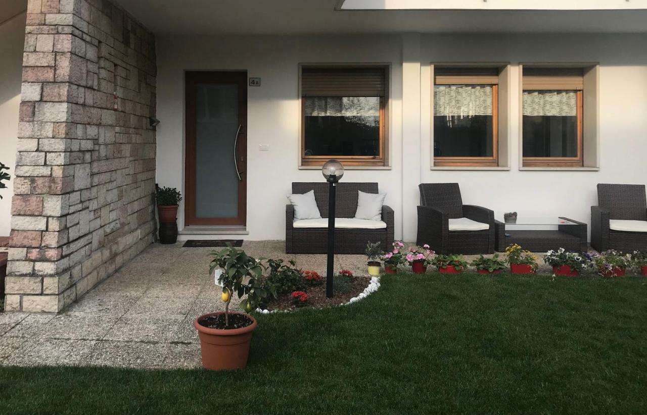 Il Sole E La Luna B&B In Garda Garda  Exteriér fotografie